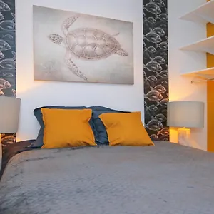 https://locean-t2-hypercentre-chic-et-cosy-wifi-par-sovalfi.hotels-rhonealpes.com